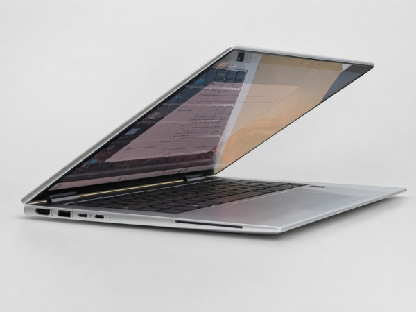 HP EliteBook 1040 G10 – Core i7 13th Gen, 32GB RAM, 512GB NVMe SSD, 14-inch