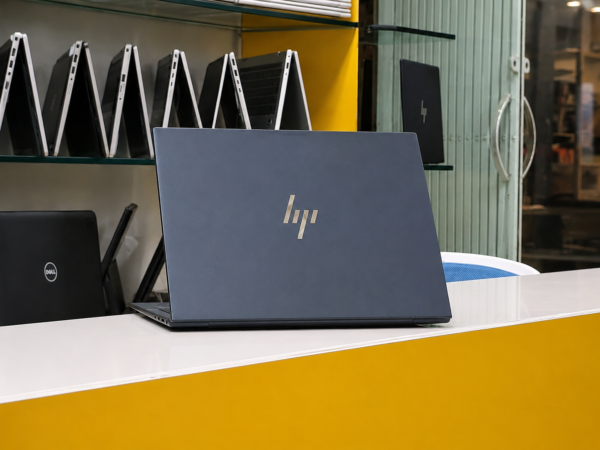 HP Elite Dragonfly G4 – Core i7 13th Gen, 16GB RAM, 512GB NVMe SSD, 13.5-inch Touch