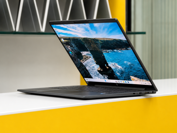 HP Elite Dragonfly G4 – Core i7 13th Gen, 16GB RAM, 512GB NVMe SSD, 13.5-inch Touch