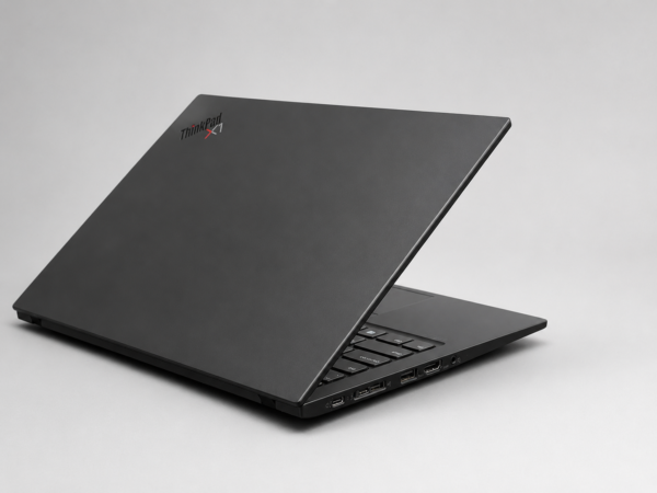 Lenovo ThinkPad X1 Carbon – Core i7 10th Gen, 16GB RAM, 256GB SSD, 14-inch 2K